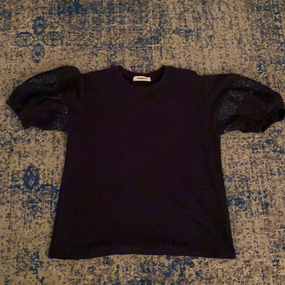 NWOT: Women’s navy short sleeve blouse - Size L